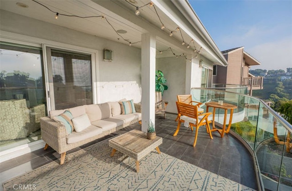 986 Oriole, Laguna Beach CA 92651 - photo 6