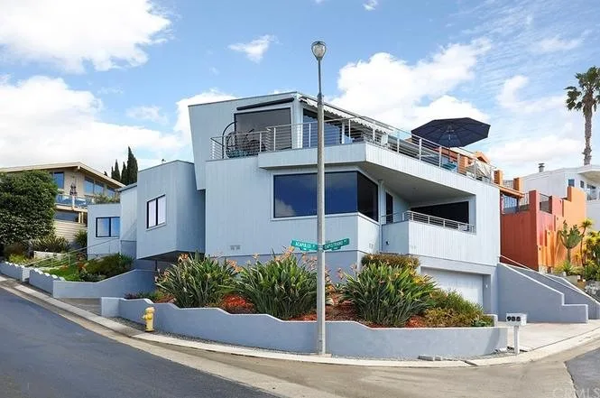 988 Acapulco, Laguna Beach