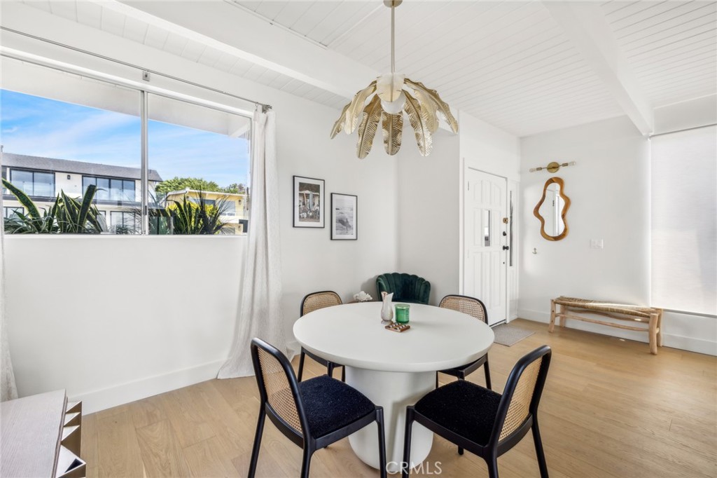 989 La Mirada, Laguna Beach CA 92651 - photo 5