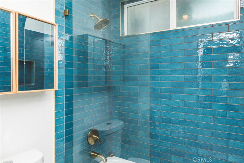989 La Mirada, Laguna Beach CA 92651 - photo 13