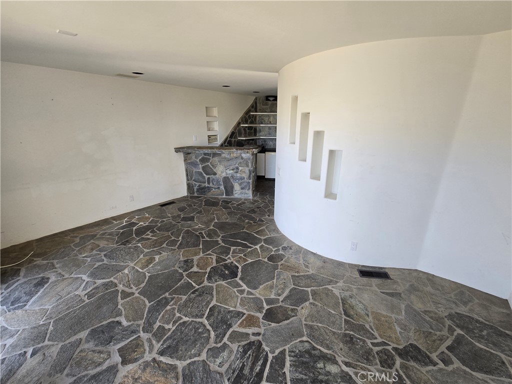 989 Miramar, Laguna Beach CA 92651 - photo 9