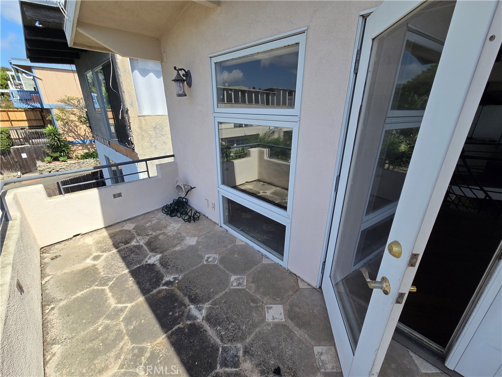 989 Miramar, Laguna Beach CA 92651 - photo 27