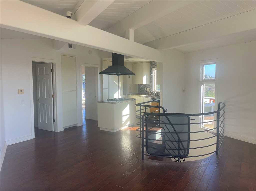 989 Miramar Street, Laguna Beach CA 92651 - photo 7