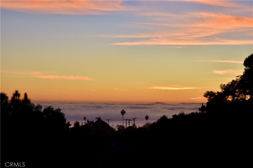 990 Meadowlark Drive, Laguna Beach CA 92651 - photo 1