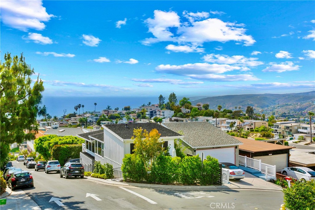990 Santa Ana Street, Laguna Beach CA 92651 - photo 1