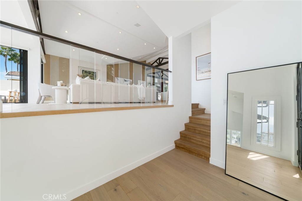 994 Temple Hills, Laguna Beach CA 92651 - photo 4