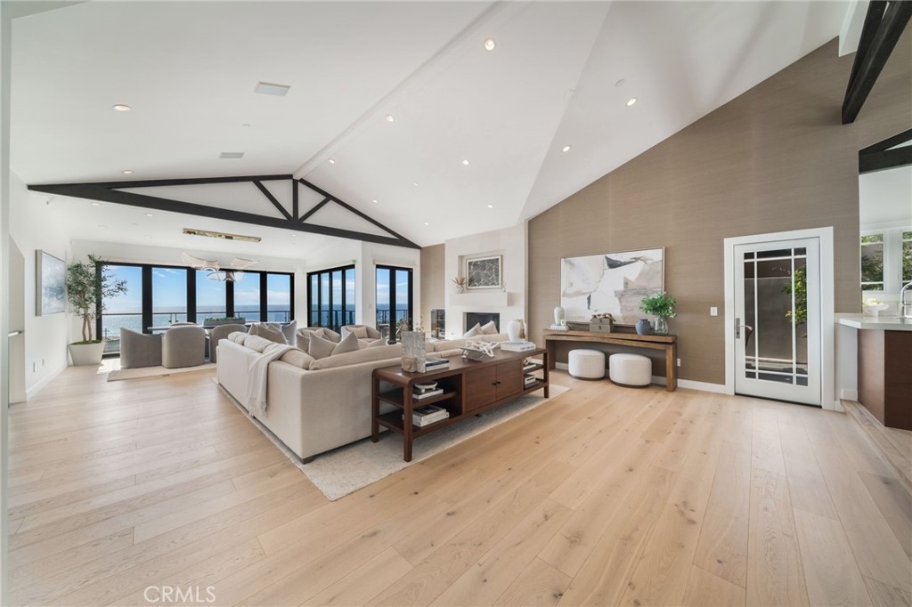 994 Temple Hills, Laguna Beach CA 92651 - photo 6