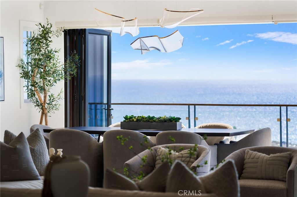 994 Temple Hills, Laguna Beach CA 92651 - photo 9