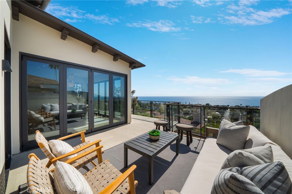 994 Temple Hills, Laguna Beach CA 92651 - photo 17