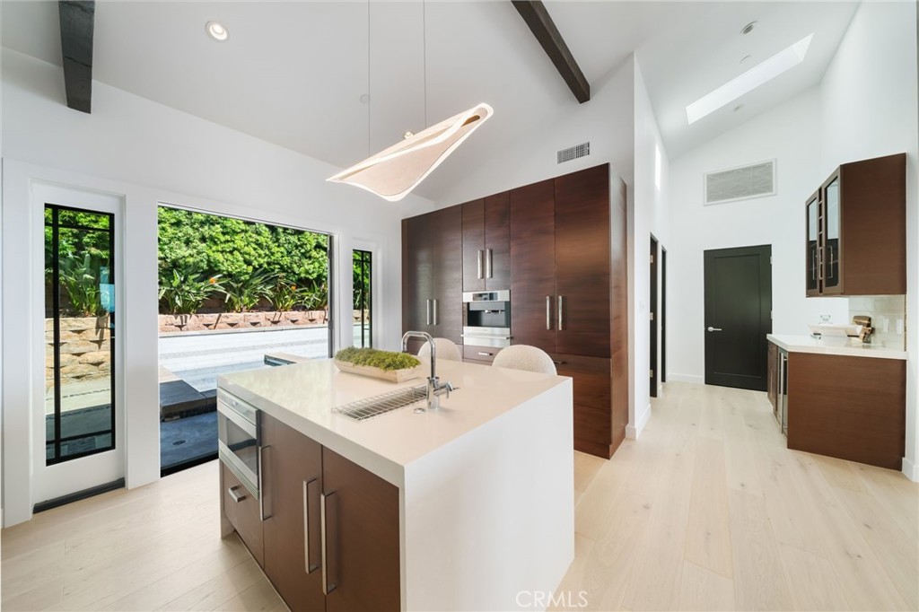 994 Temple Hills, Laguna Beach CA 92651 - photo 19