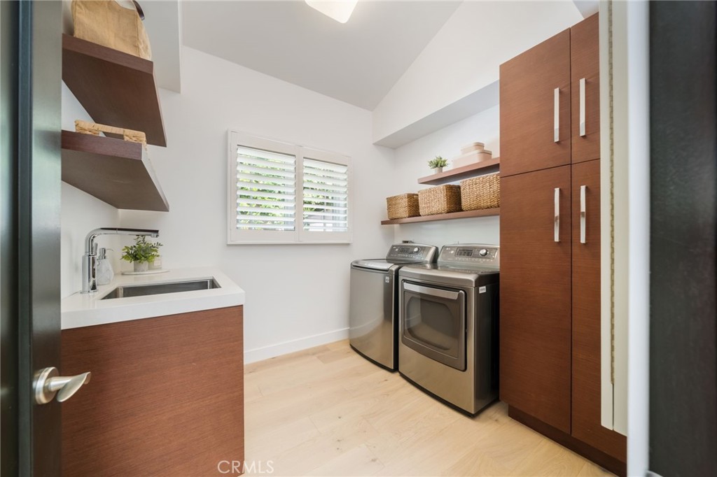 994 Temple Hills, Laguna Beach CA 92651 - photo 29