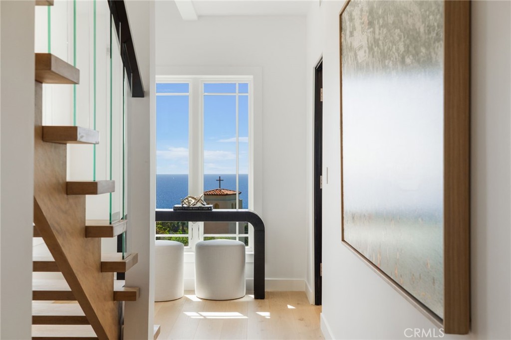 994 Temple Hills, Laguna Beach CA 92651 - photo 32