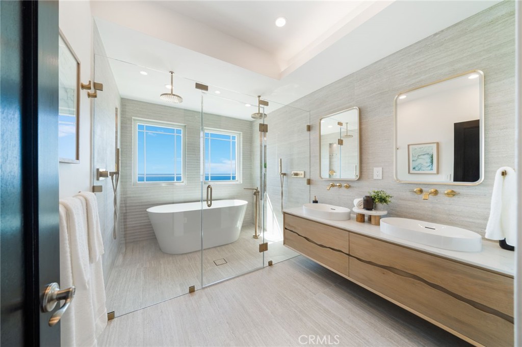 994 Temple Hills, Laguna Beach CA 92651 - photo 40