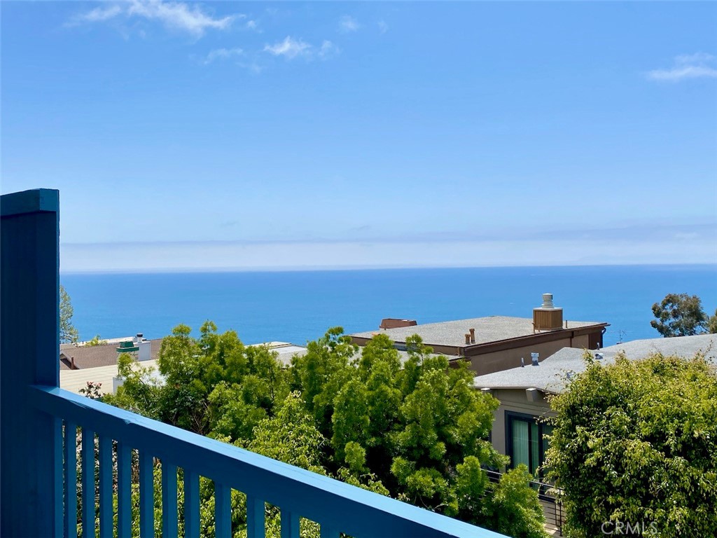 995 La Mirada Street, Laguna Beach CA 92651 - photo 1