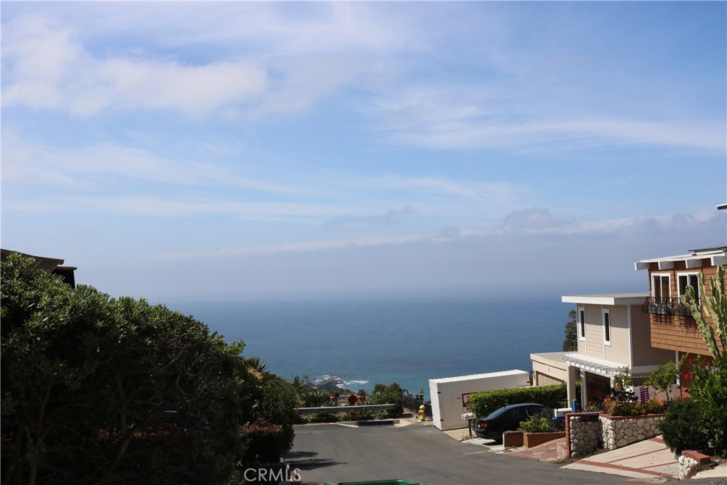 996 Noria Street, Laguna Beach CA 92651 - photo 1