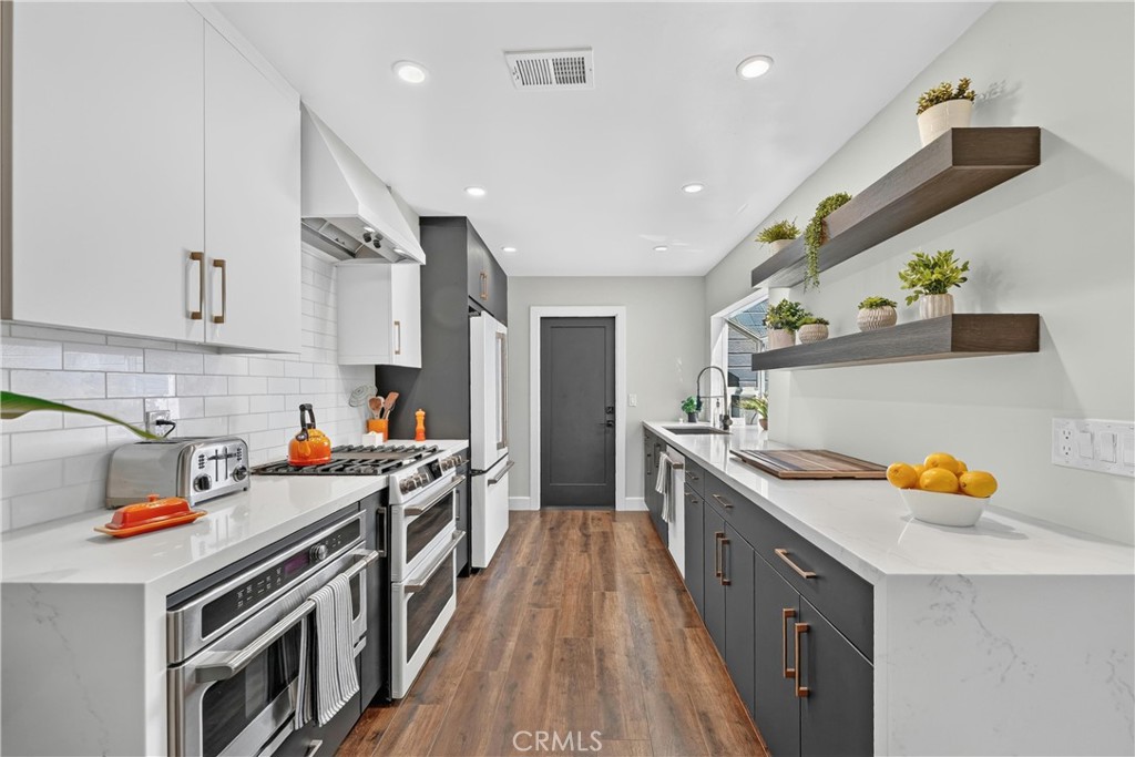 GE Cafe Appliances - 16 Deer Creek Lane, Laguna Hills CA 92653 - photo 16
