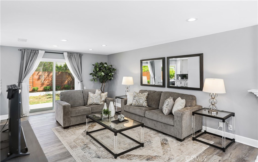 22121 Padova, Laguna Hills CA 92653 - photo 5