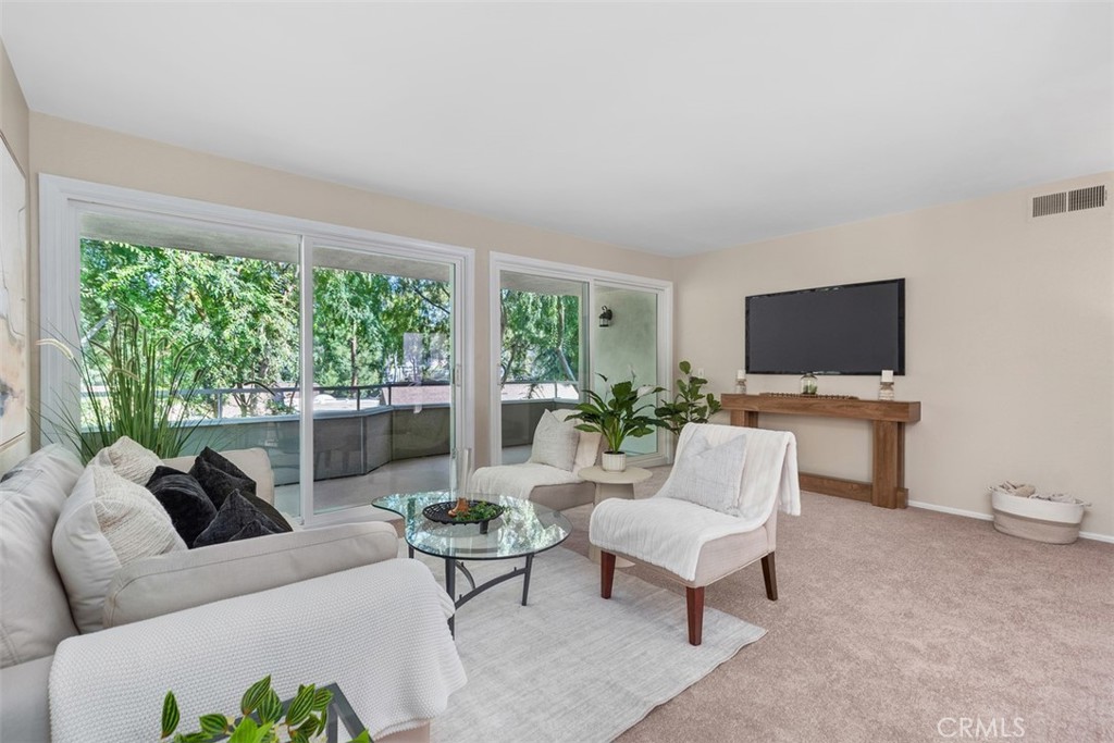 22125 Caminito Vino, Laguna Hills CA 92653 - photo 1