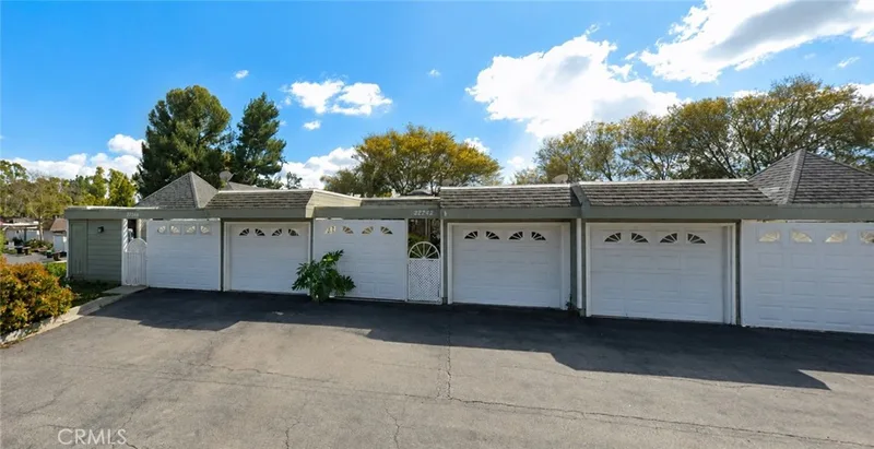 22242 Caminito Zaragoza, Laguna Hills, CA 92653