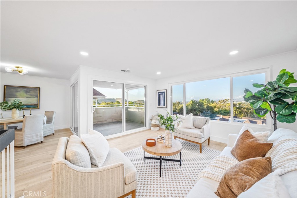 22321 Caminito Mescalero 226, Laguna Hills CA 92653 - photo 1