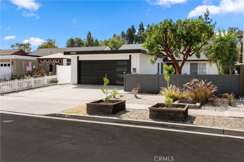 22352 Torino, Laguna Hills CA 92653 - photo 1