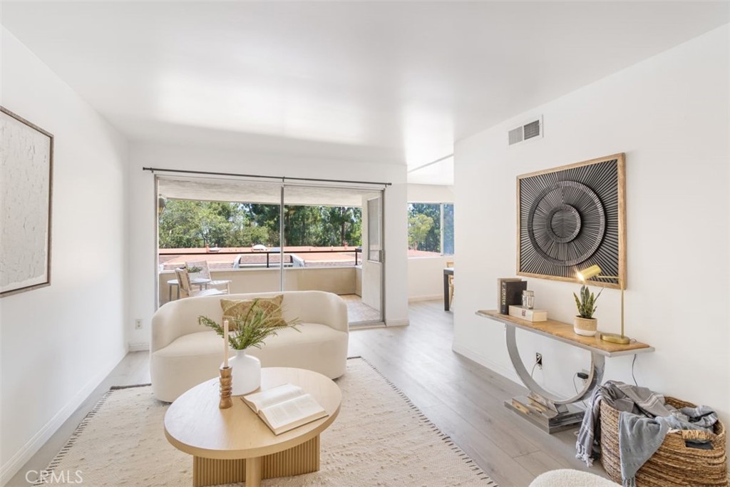 22456 Caminito Esteban, Laguna Hills CA 92653 - photo 1
