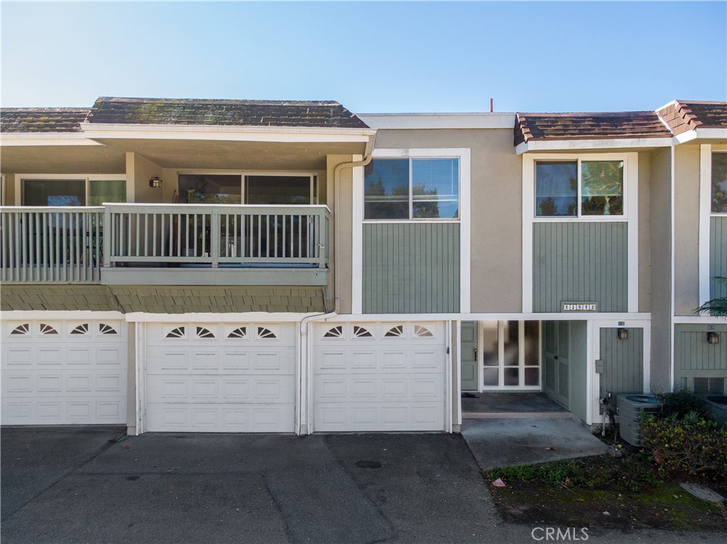 22482 Caminito Esteban, Laguna Hills CA 92653 - photo 1