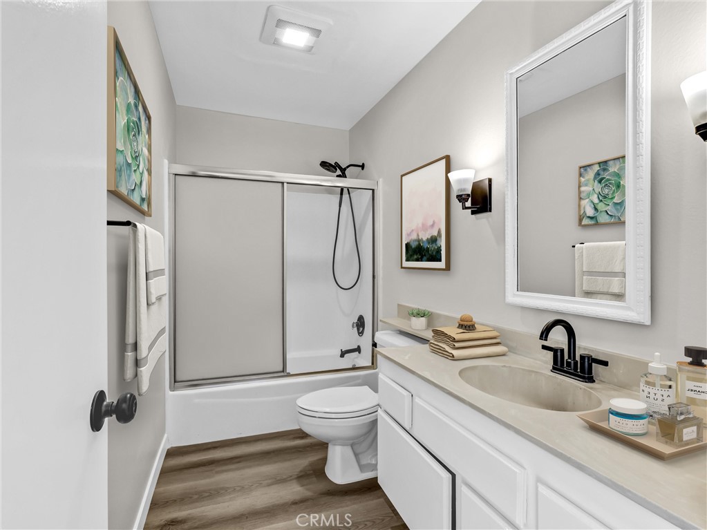 22496 Caminito Esteban, Laguna Hills CA 92653 - photo 9
