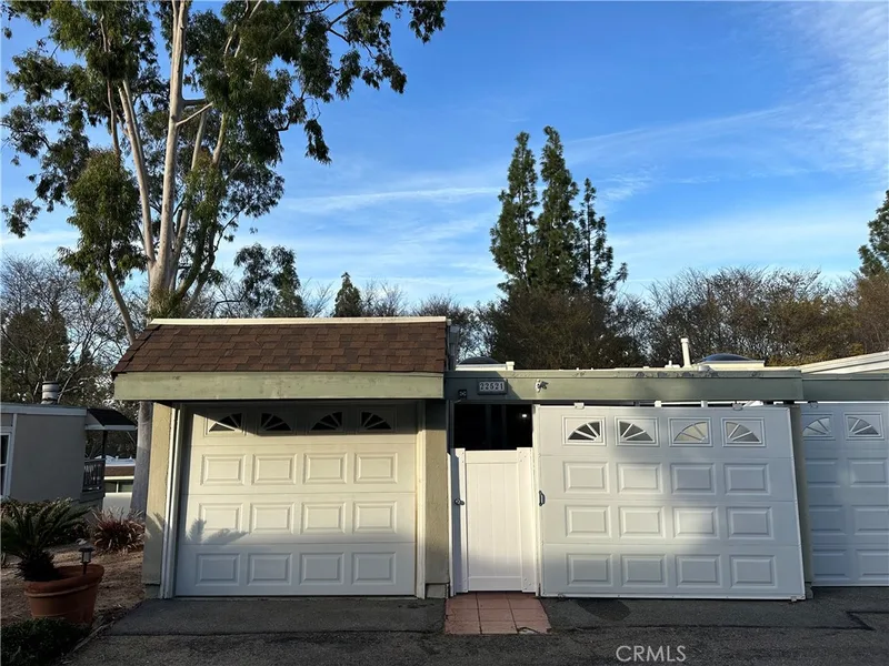 22521 Caminito Esteban 23, Laguna Hills, CA 92653