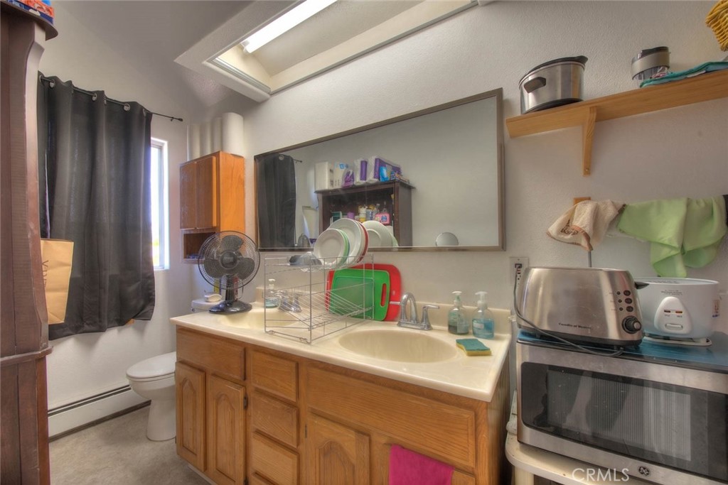2nd floor master 2, bath - 22676 Genova, Laguna Hills CA 92653 - photo 25