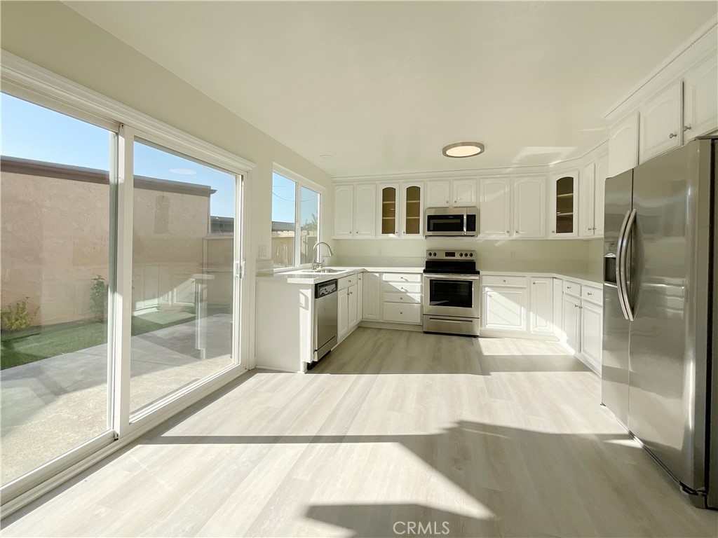 22975 CAMINITO OLIVIA 53, Laguna Hills CA 92653 - photo 2