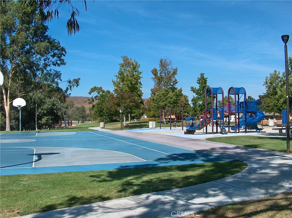 22975 CAMINITO OLIVIA 53, Laguna Hills CA 92653 - photo 34