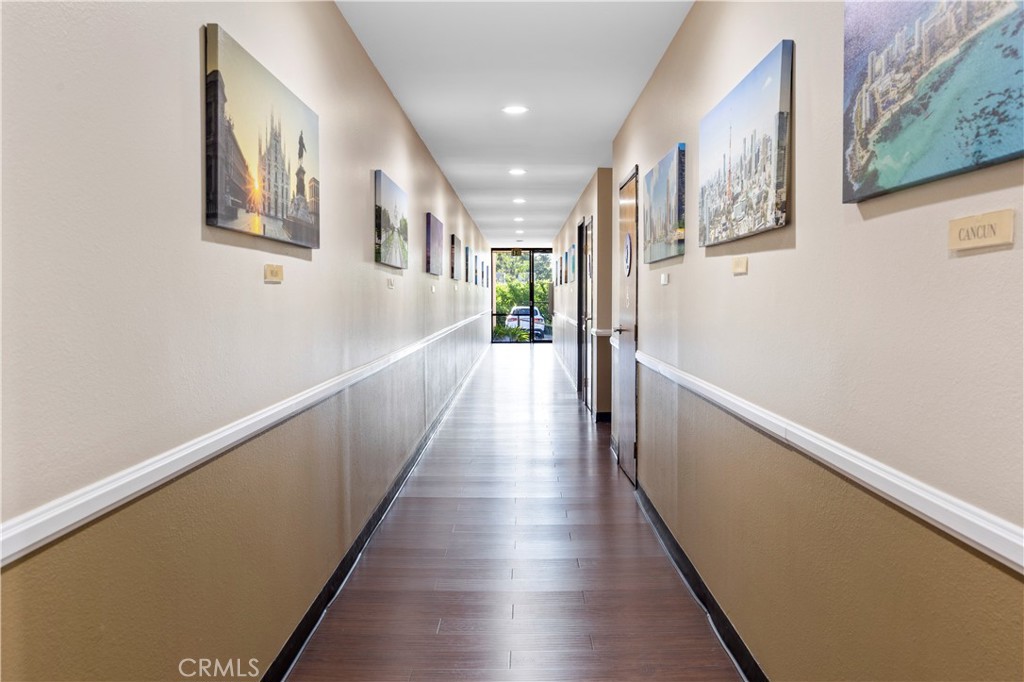 23275 S Pointe Drive, Laguna Hills CA 92653 - photo 13