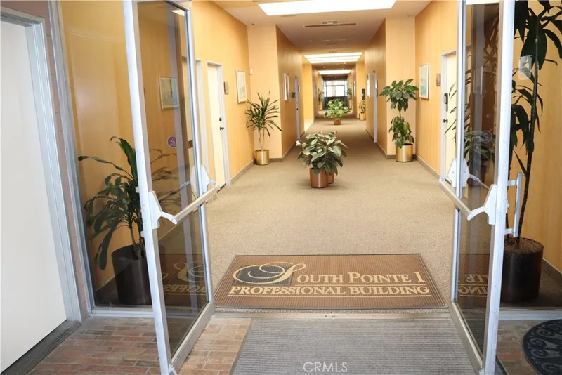 23276 S Pointe Drive 201, Laguna Hills, CA 92653