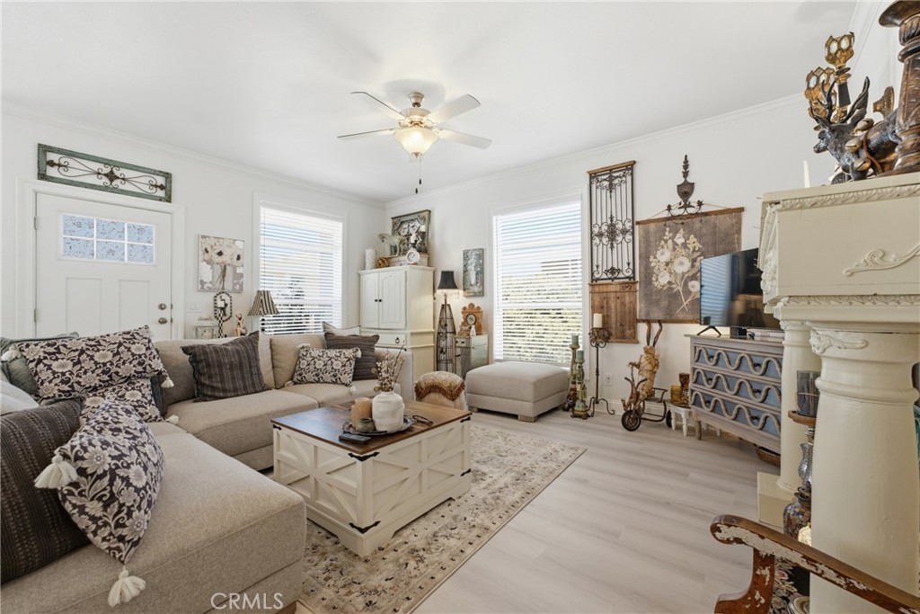 23301 Ridge Route #111 Drive, Laguna Hills CA 92653 - photo 4