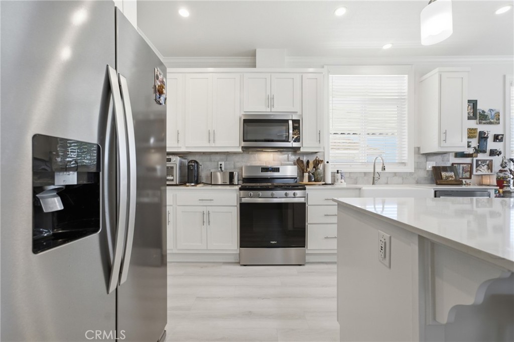 23301 Ridge Route #111 Drive, Laguna Hills CA 92653 - photo 10