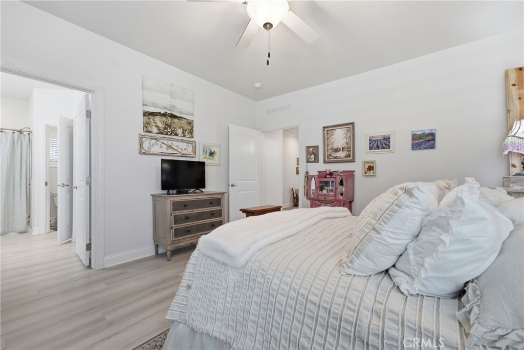 23301 Ridge Route #111 Drive, Laguna Hills CA 92653 - photo 17
