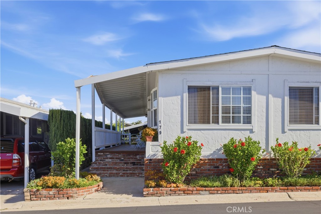 23301 Ridge Route 179, Laguna Hills CA 92653 - photo 4
