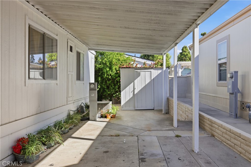 23301 Ridge Route 179, Laguna Hills CA 92653 - photo 30