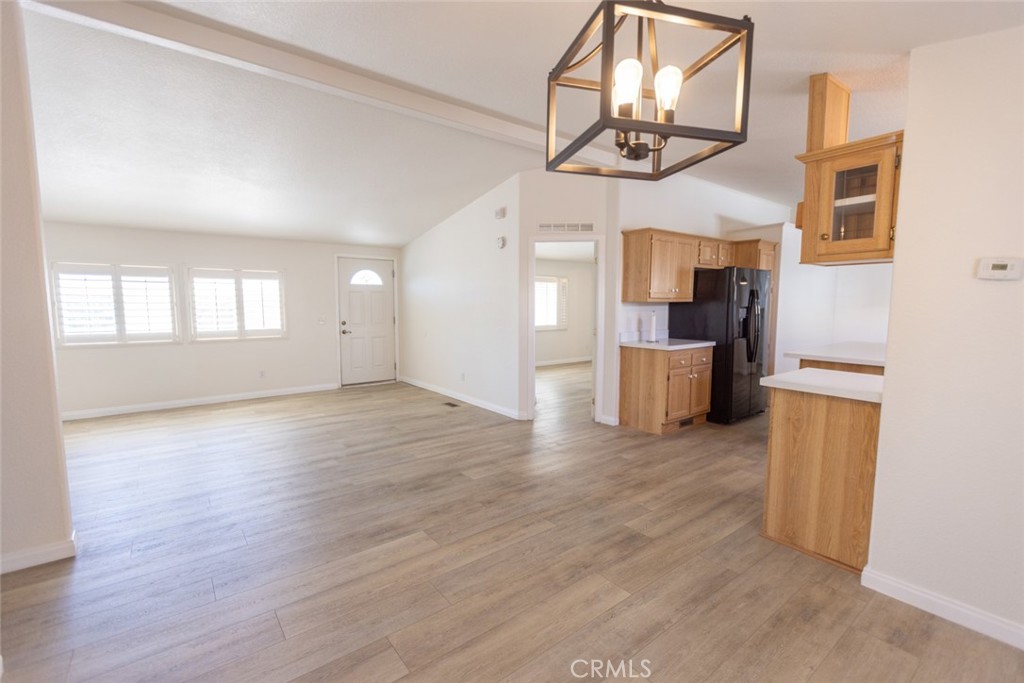 23301 Ridge Route 24, Laguna Hills CA 92653 - photo 6