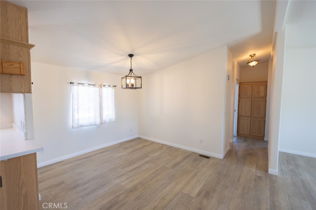 23301 Ridge Route 24, Laguna Hills CA 92653 - photo 9