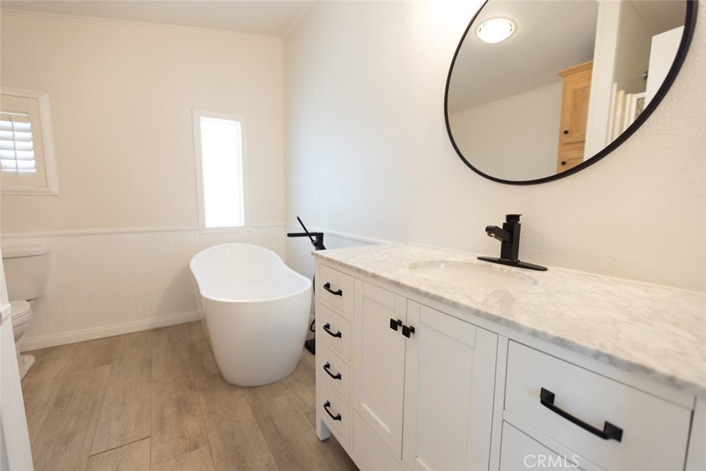 23301 Ridge Route 24, Laguna Hills CA 92653 - photo 13