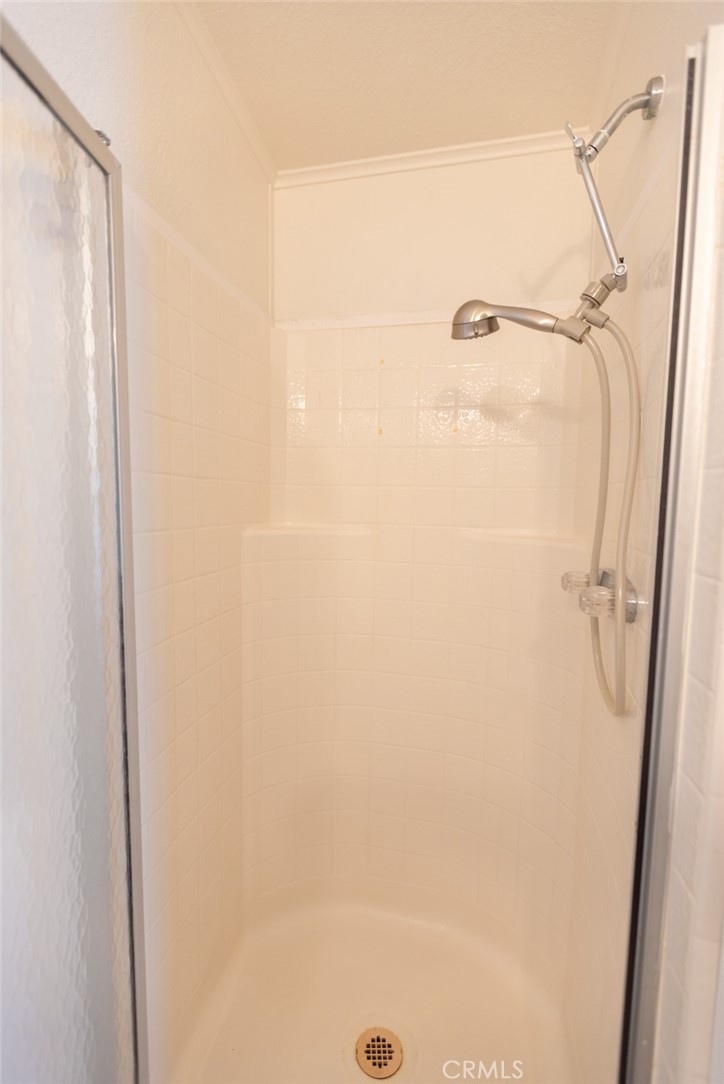 23301 Ridge Route 24, Laguna Hills CA 92653 - photo 16