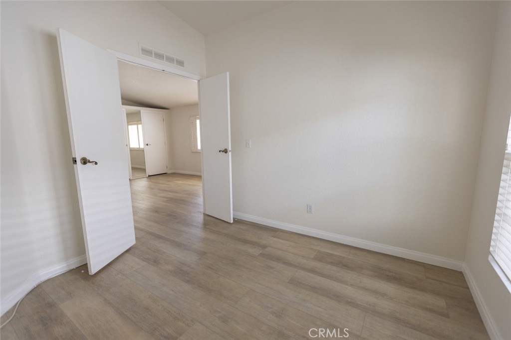 23301 Ridge Route 24, Laguna Hills CA 92653 - photo 21