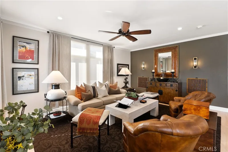 23301 Ridge Route 247, Laguna Hills, CA 92653