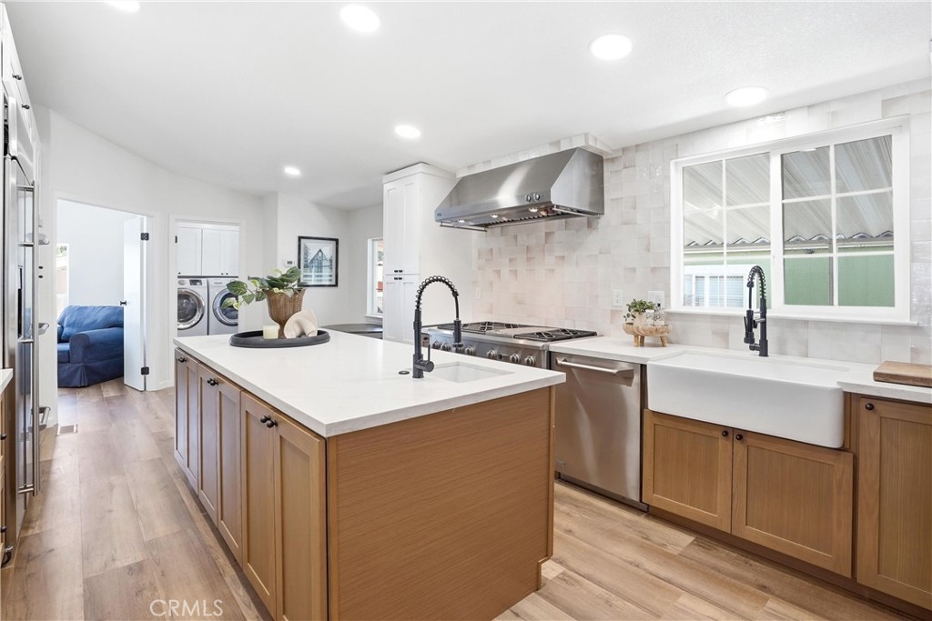 23301 Ridge Route 35, Laguna Hills CA 92653 - photo 14