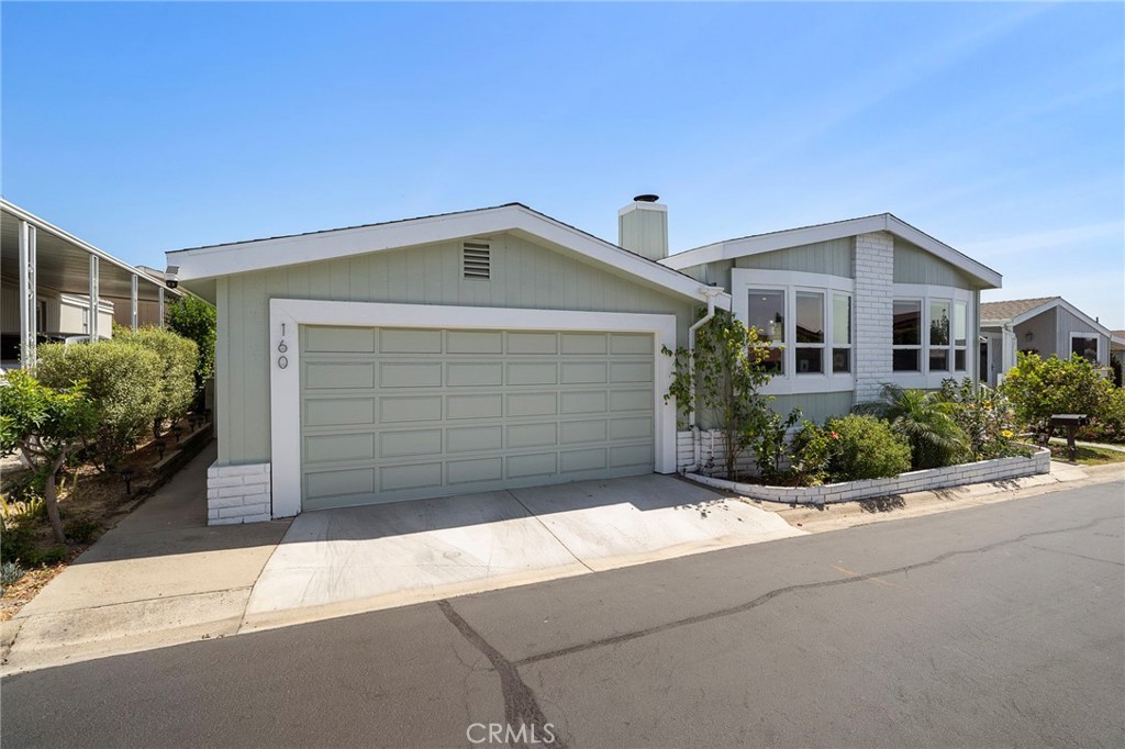 23301 Ridge Route Dr. 160, Laguna Hills CA 92653 - photo 35