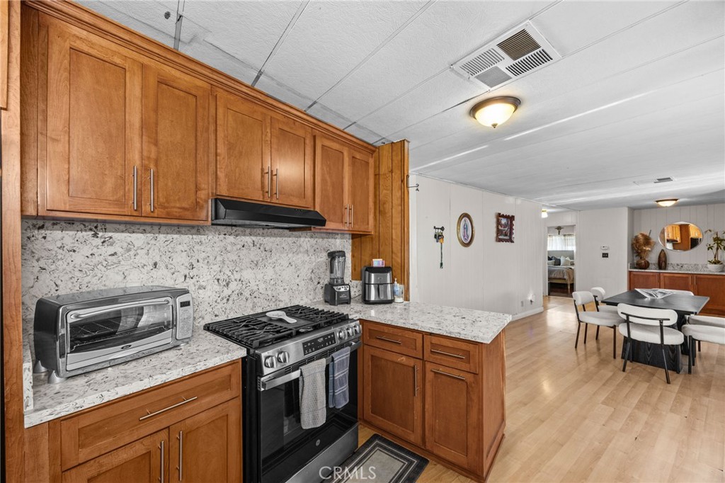 23301 Ridge Route Drive 109, Laguna Hills CA 92653 - photo 13