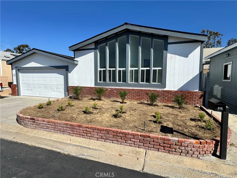 23301 Ridge Route Drive 215, Laguna Hills, CA 92653