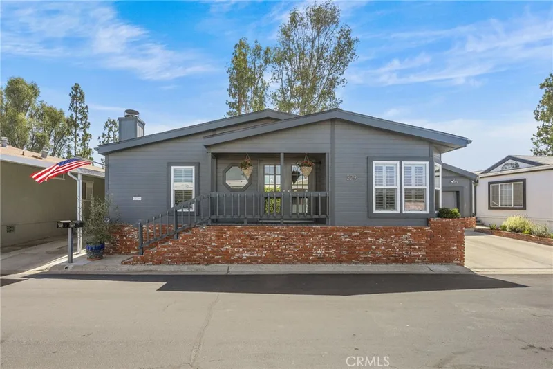 23301 Ridge Route Drive 229, Laguna Hills, CA 92653